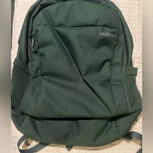 Lululemon backpack brand new with tags (last one)